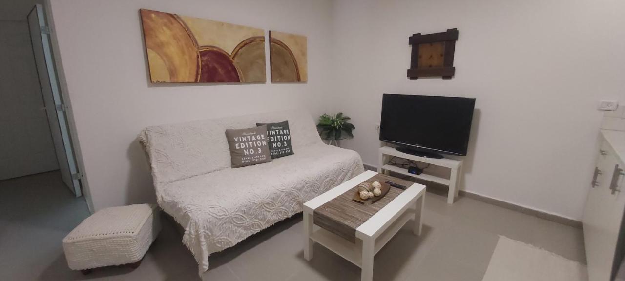 Hotel פינה קטנה בערבה à Be'er Ora Extérieur photo